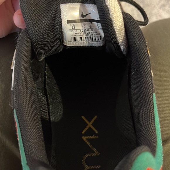 Nike Air Max 200 Rasta Edition - Picture 5 of 5